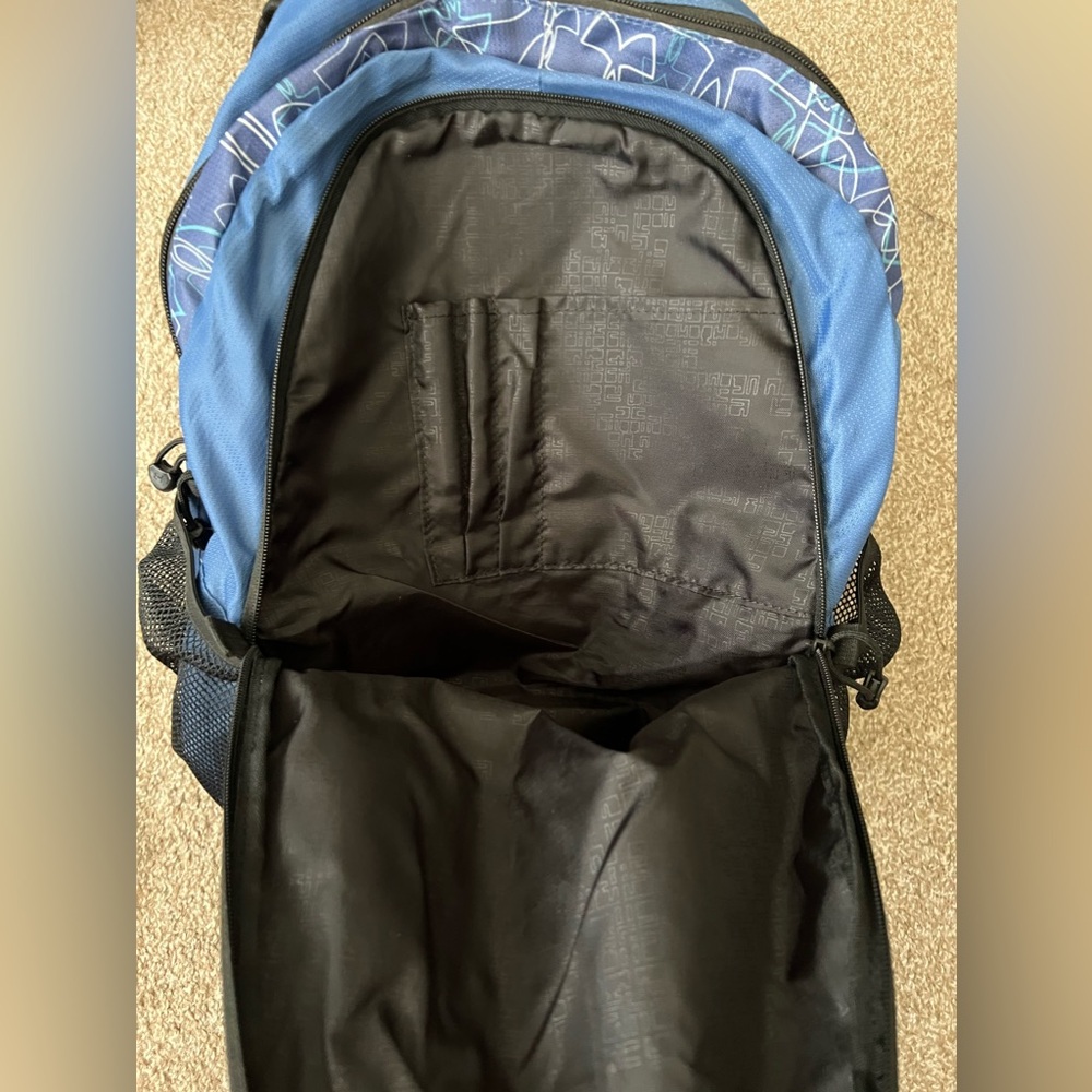 Under Armor Blue Backpack - Picture 4 of 7